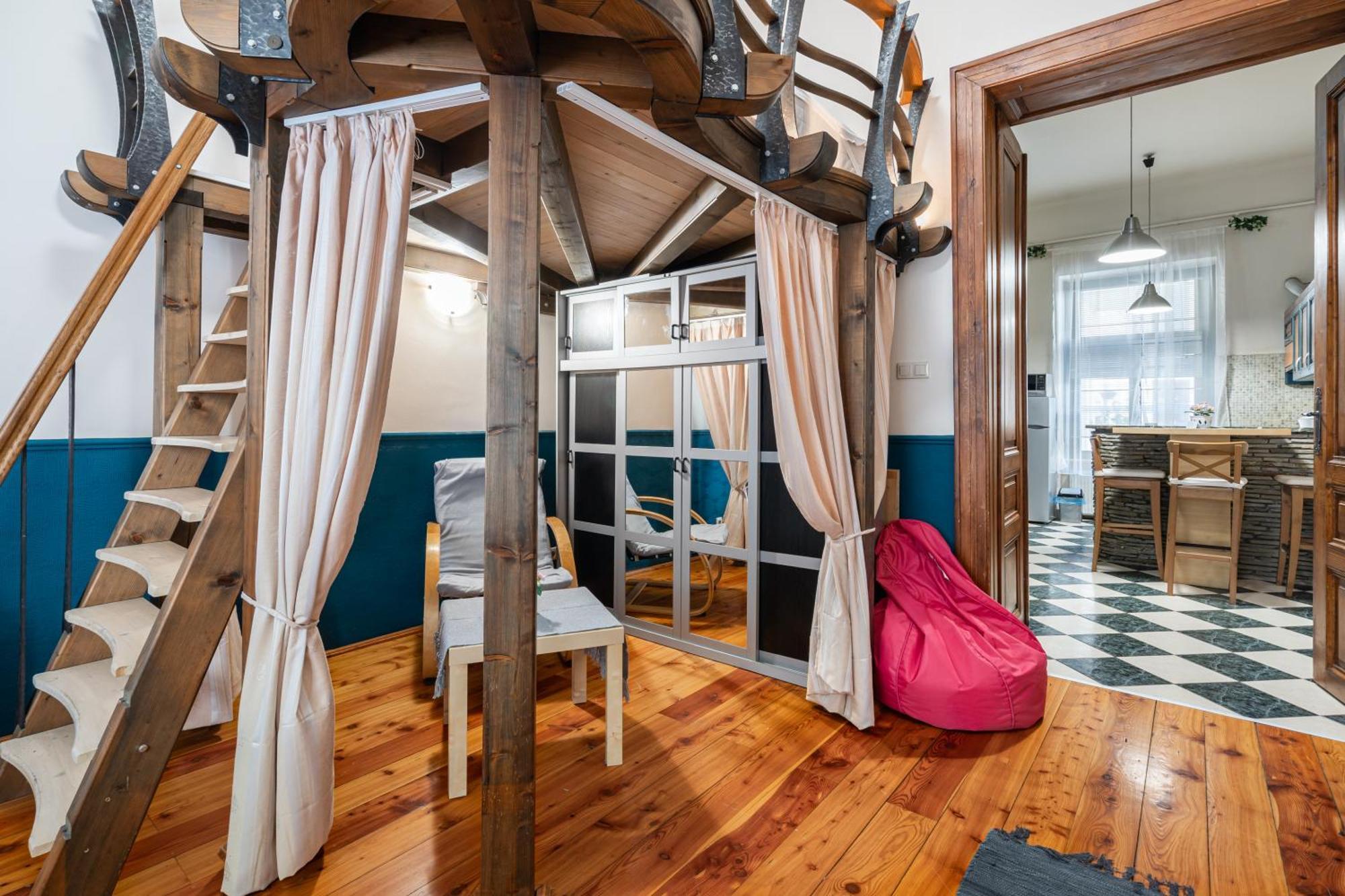 Castle Chainbridge Apartment Budapest Exterior photo